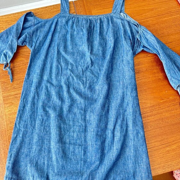 Dresses & Skirts - Demin Dress with open shoulders,